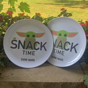 Grogu snack time plates